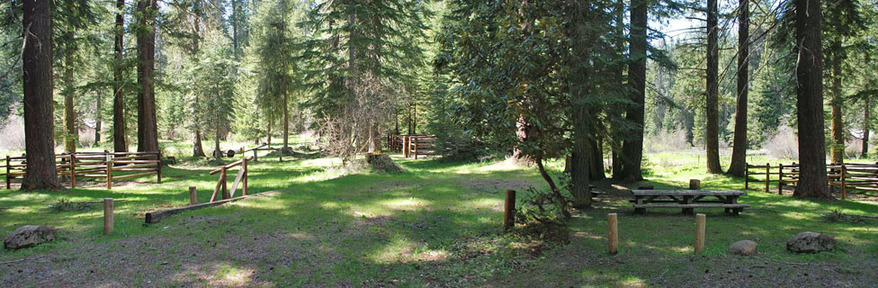 Willow Prairie Horse Camp, Rogue River-Siskiyou National Forest,  Oregon